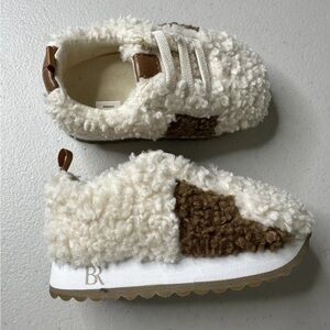 BANANA REPUBLIC CREAM BROWN SHERPA INFANT TODDLER SNEAKERS 12-18 MOS